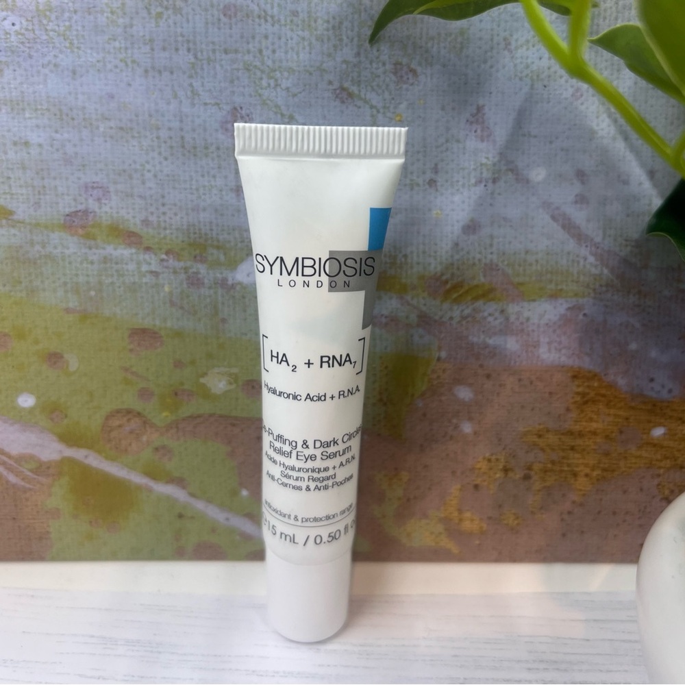 Symbiosis London Hyaluronic Acid Dark Circle Eye Serum